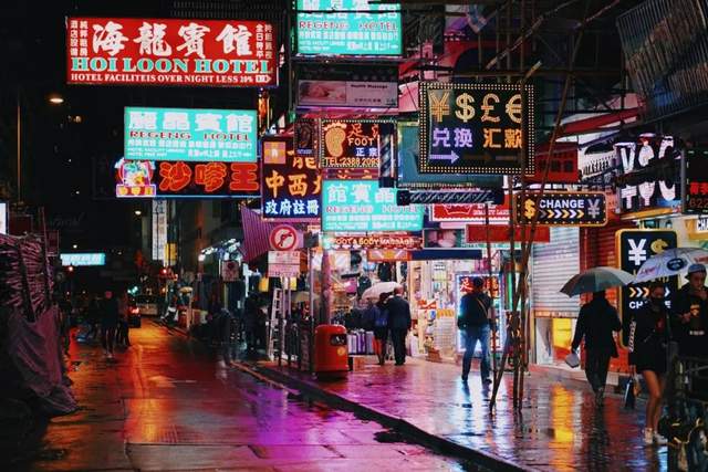 抢人”半年，香港仍然“缺人”-11.jpg
